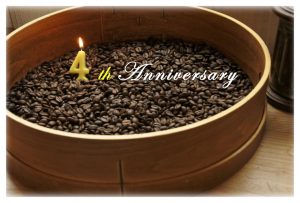 4th-aniversary1%e3%80%80fb-%e3%81%ae%e3%82%b3%e3%83%94%e3%83%bc